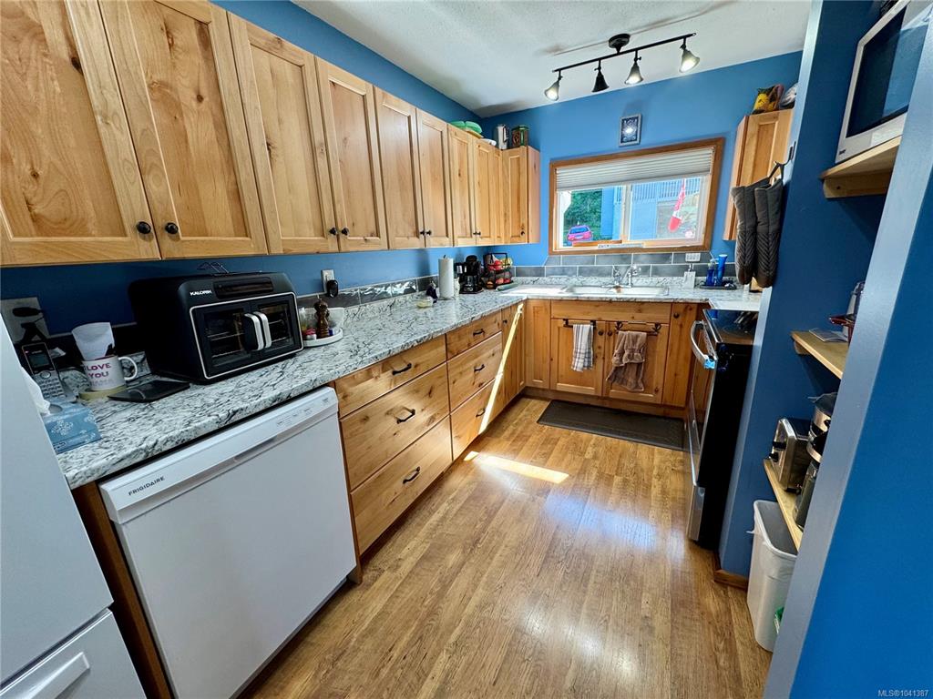 62 Clark Dr, 1041387, BC,