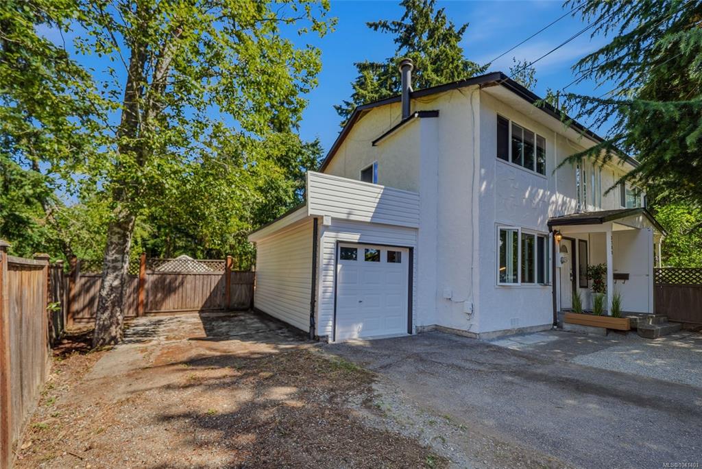 Second View of 3709 Long Lake Terr, Nanaimo, BC, V9T 2V2