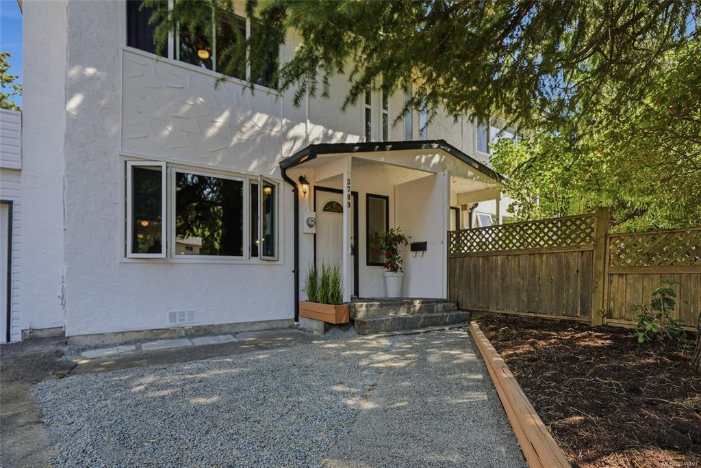 Fifth View of 3709 Long Lake Terr, Nanaimo, BC, V9T 2V2