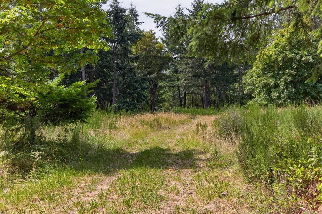 Third View of 6755 Stoney Hill Rd, Duncan, BC, V9L 6Y6