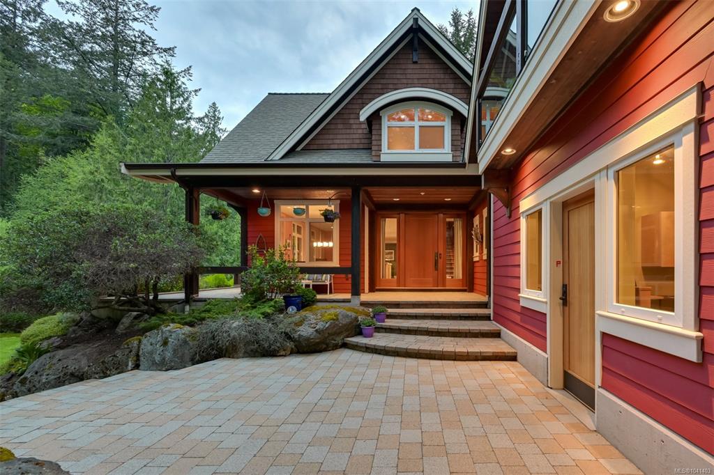 Fifth View of 1660 Hedgerow Pl, North Saanich, BC, V8L 6B2