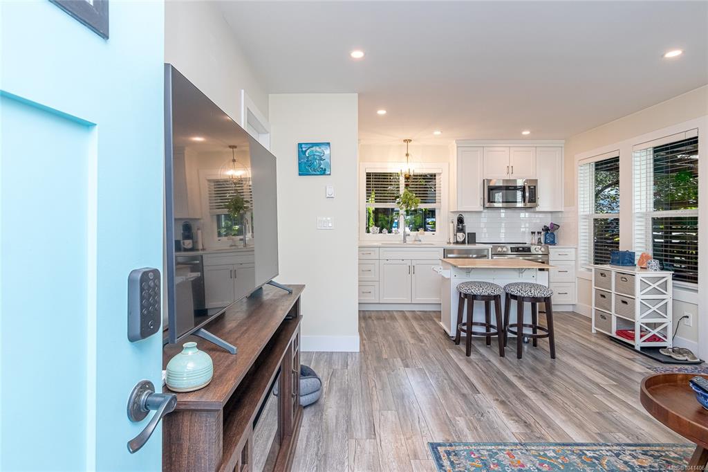 Fourth View of 77 Nelson Rd, Penny Lane, Lake Cowichan, BC, V0R 2G0