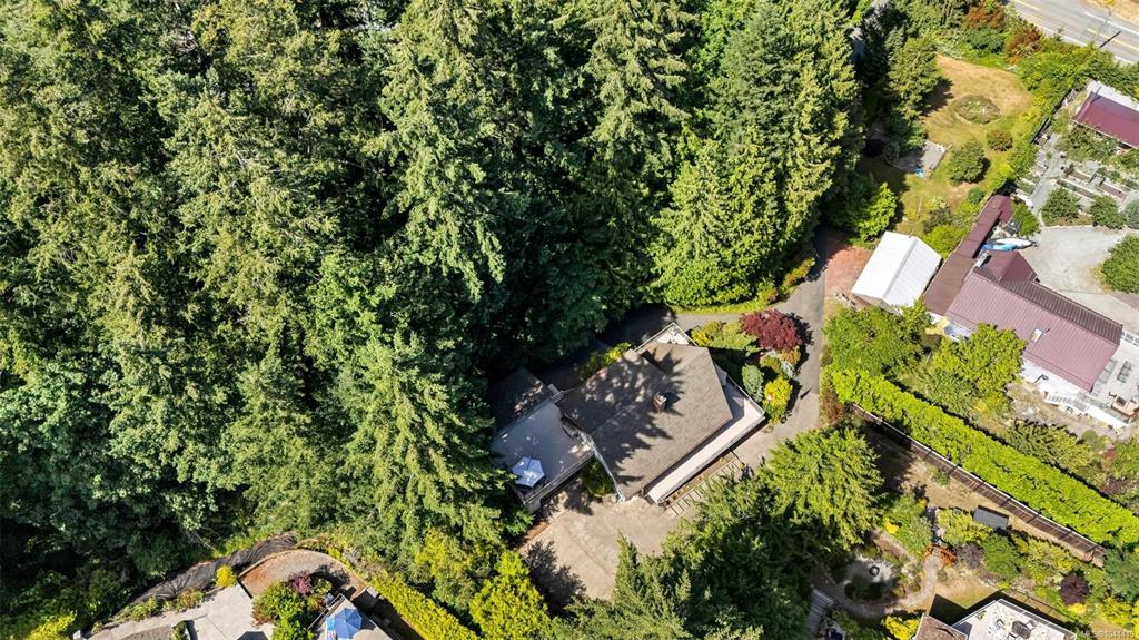 Fifth View of 2460 Mill Bay Rd, Mill Bay, BC, V0R 2P0