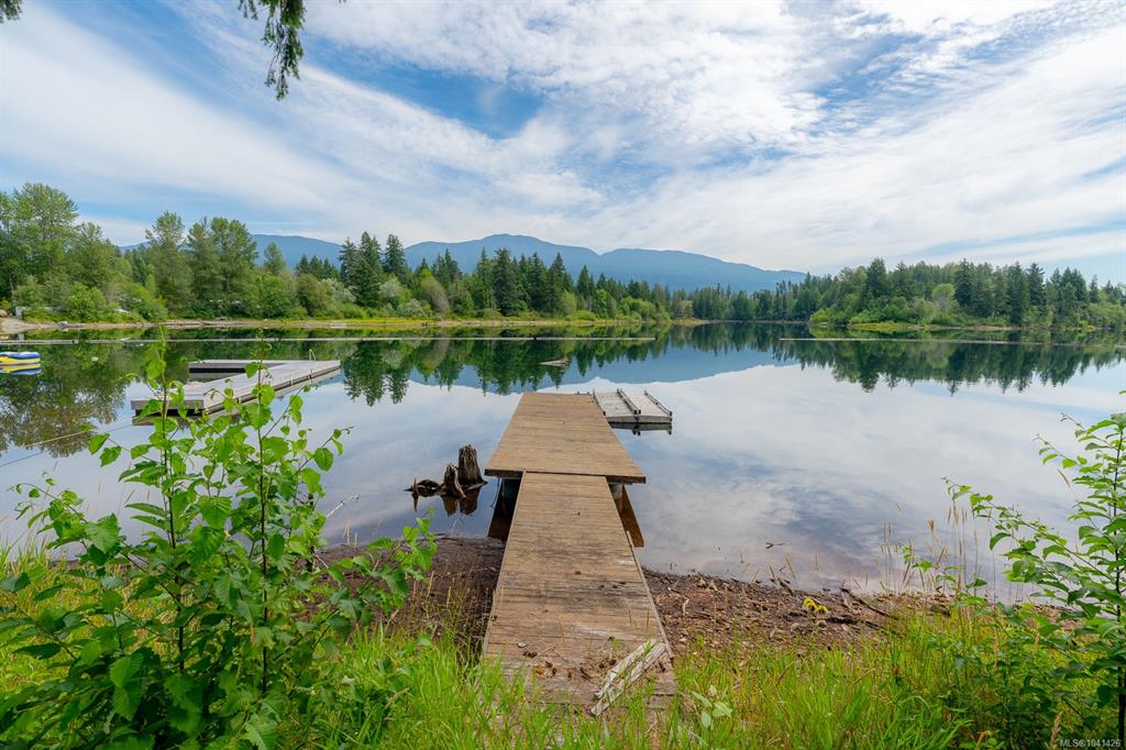 Third View of 11258 Pine St, Port Alberni, BC, V9Y 6Z2