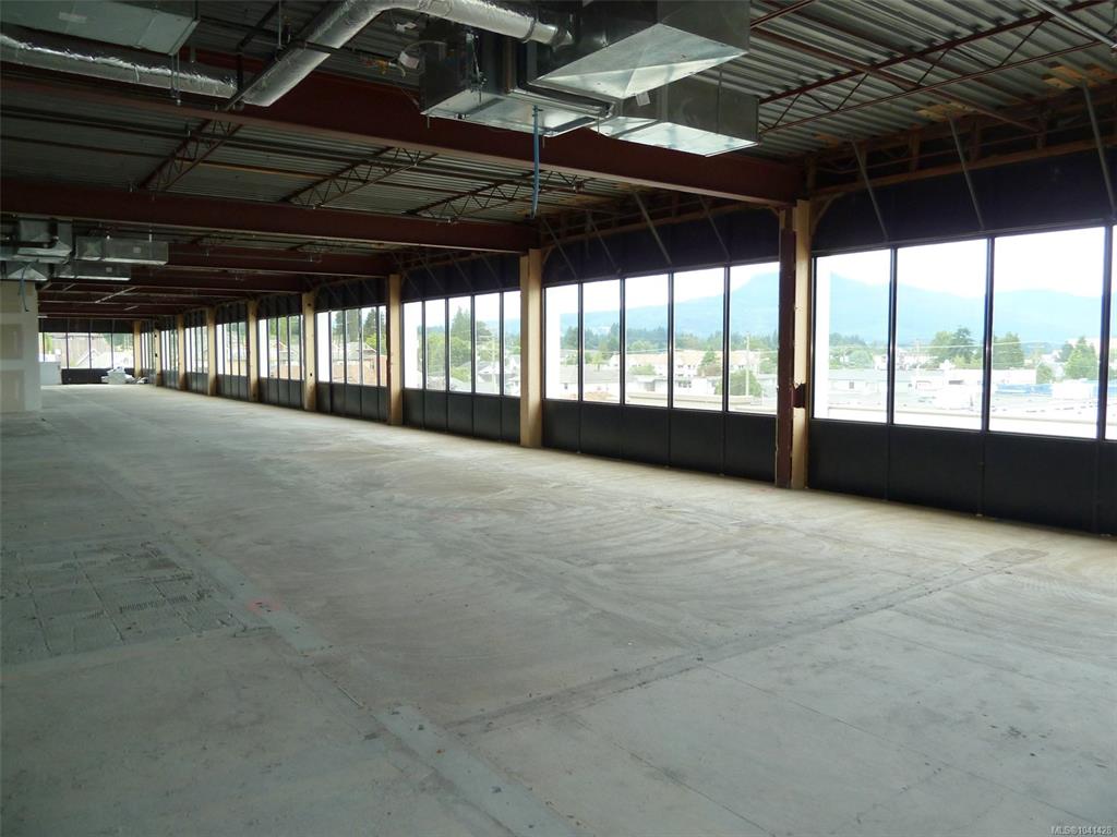Fifth View of 435 Trunk Rd, Duncan, BC, V9L 2P5