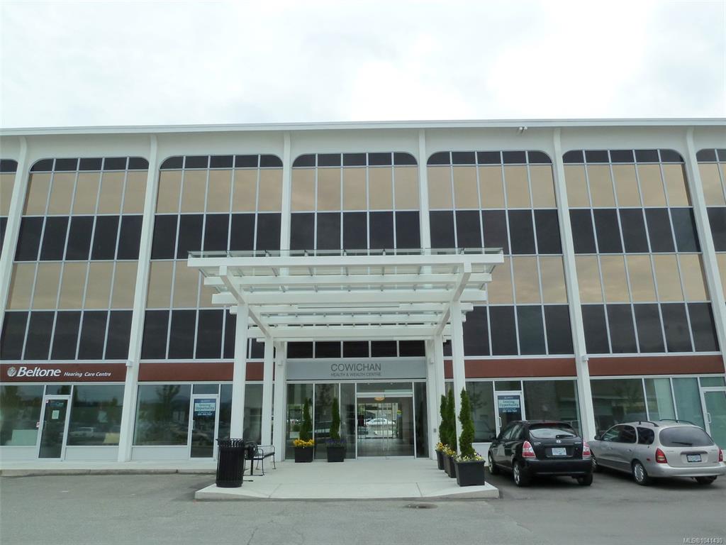 Third View of 435 Trunk Rd, Duncan, BC, V9L 2P5