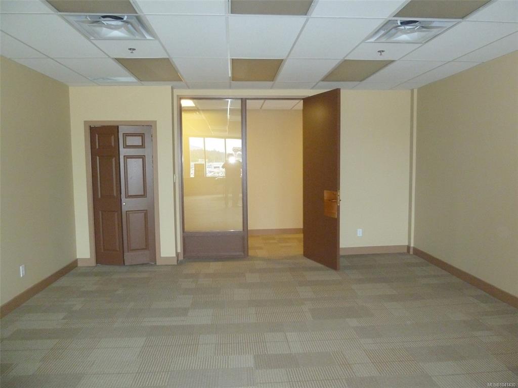 Fifth View of 435 Trunk Rd, Duncan, BC, V9L 2P5