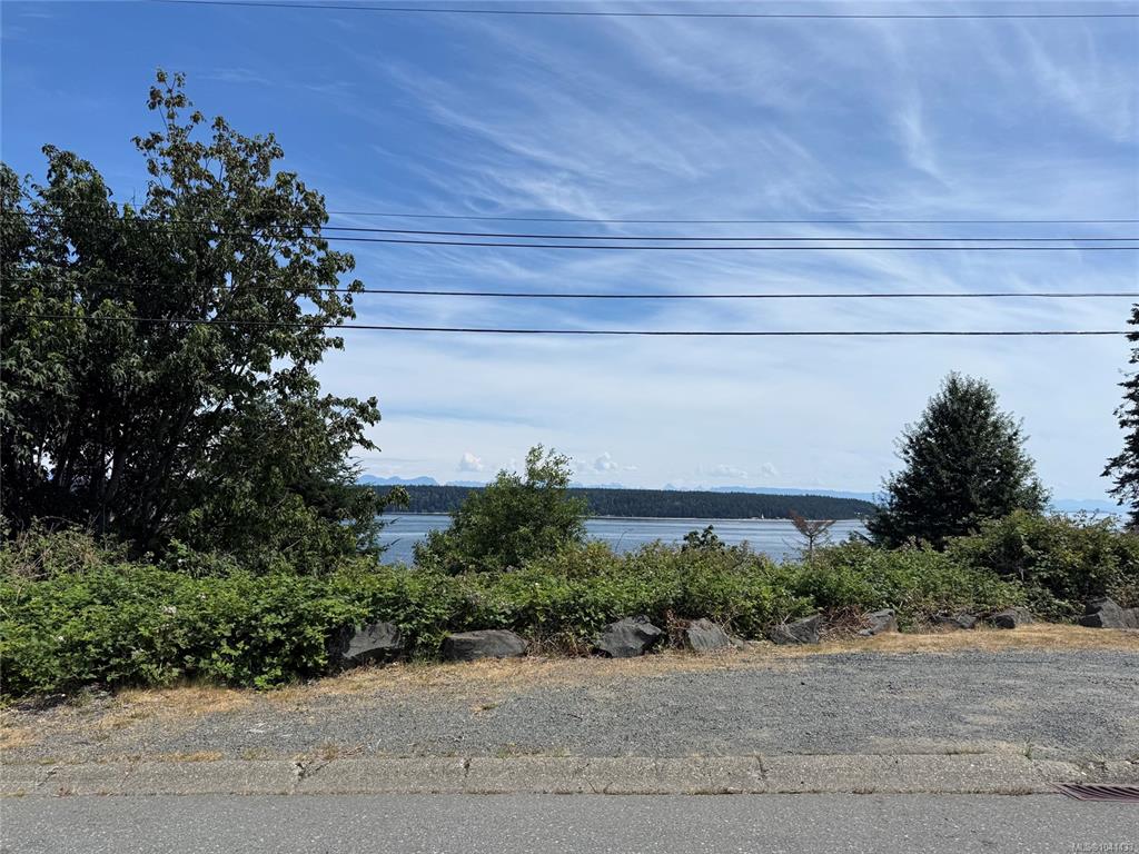 Third View of 633 Ash St, Campbell River, BC, V9W 1G1