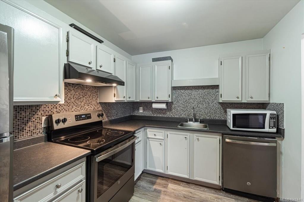 3108 Barons Rd, 1041440, BC,