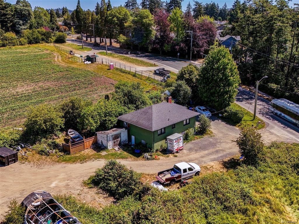 Fourth View of 4298 Wilkinson Rd, Saanich, BC, V8Z 5B6