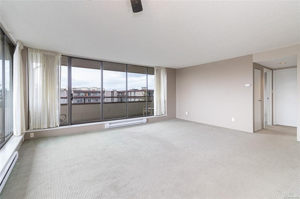 Fifth View of 9805 Second St, Sidney, BC, V8L 4T9