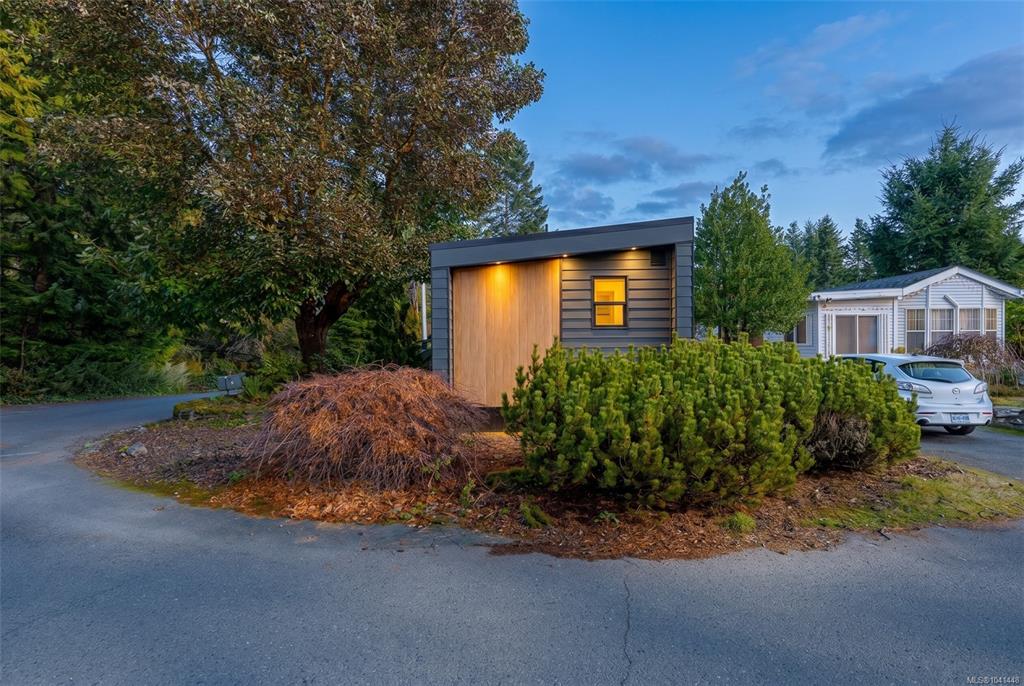 Third View of 5150 Christie Rd, CLOVER ACRES MOBILE HOME PARK, Ladysmith, BC, V9G 1J2