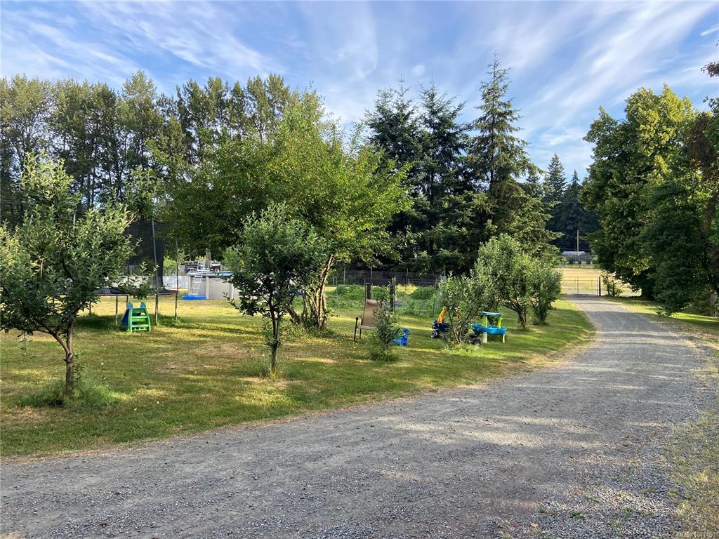 Third View of 2247 Enns Rd, Black Creek, BC, V9J 1H7