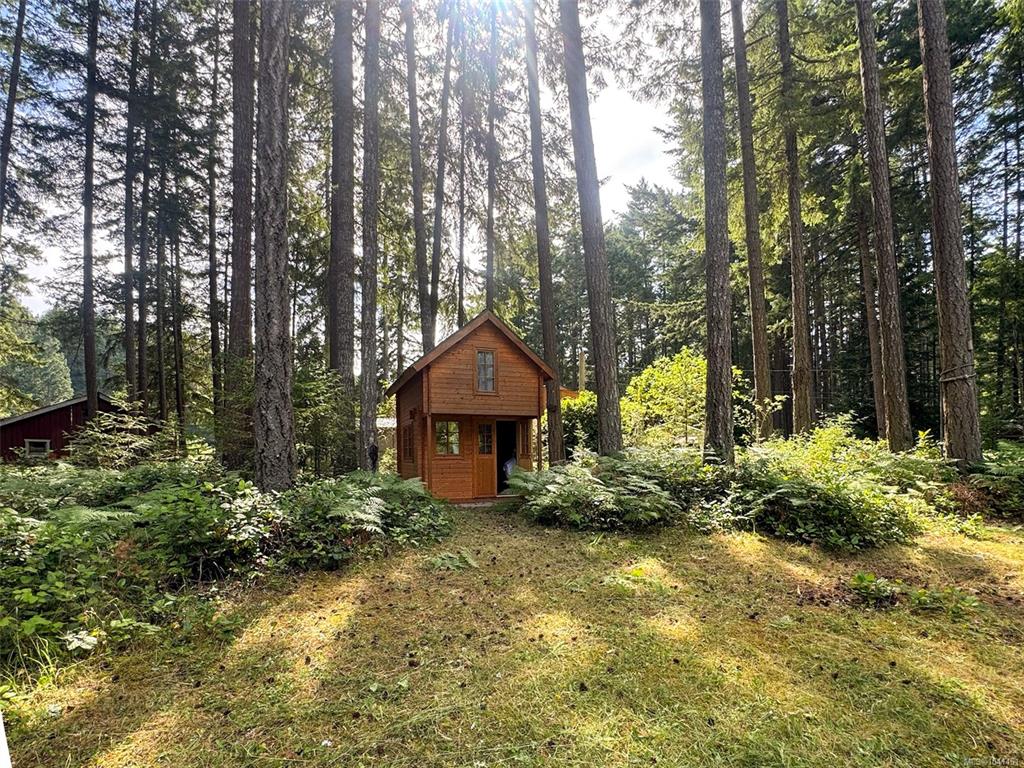 Fourth View of 854 Buttercup Rd, Gabriola Island, BC, V0R 1X5