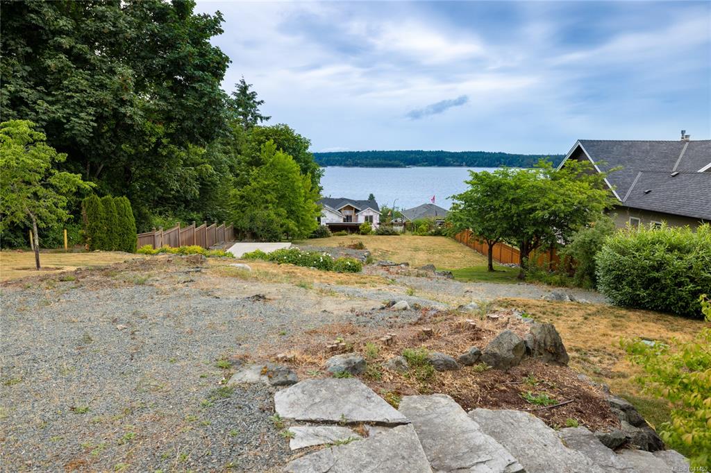 Third View of 401 Chemainus Rd, Ladysmith, BC, V9G 1Y3