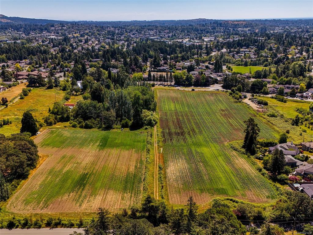 Fourth View of 4350 Wilkinson Rd, Saanich, BC, V8Z 5B7