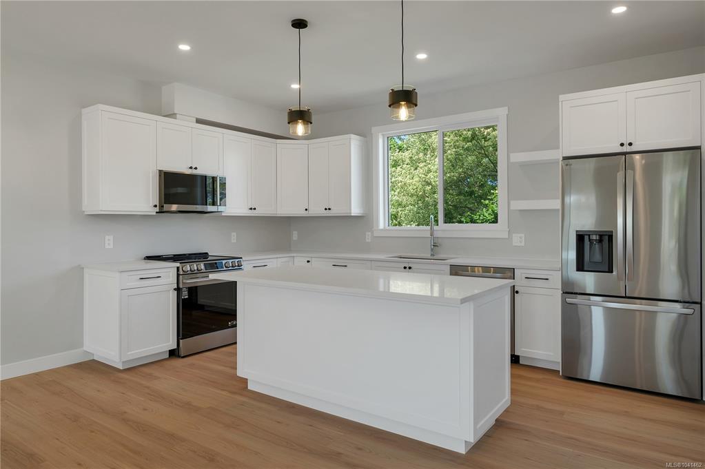 Fifth View of 2022 B Galerno Rd, Willow Crossing, Campbell River, BC, V9W 0A2