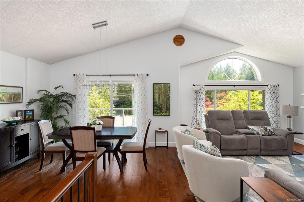 Third View of 222 Ashley Pl, Langford, BC, V9B 5V5