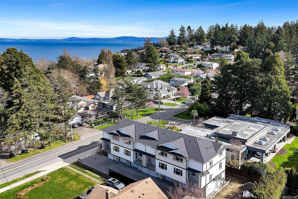 Fourth View of 1559 Ash Rd, Saanich, BC, V8N 2S9