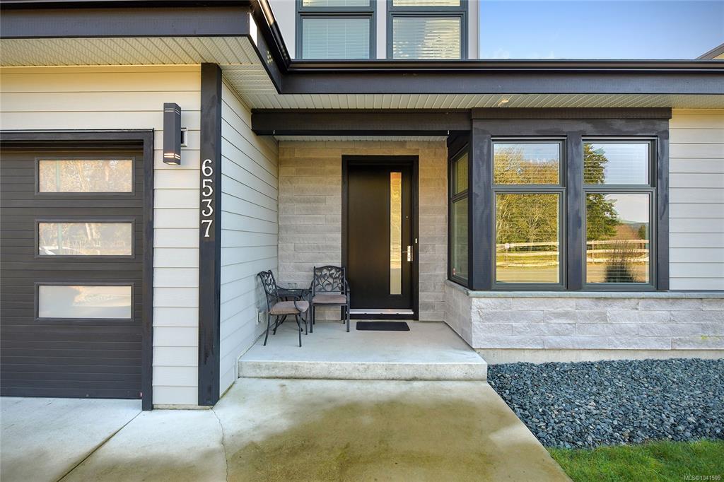 Fourth View of 6537 Helgesen Rd, Woodland Creek, Sooke, BC, V9Z 0V7