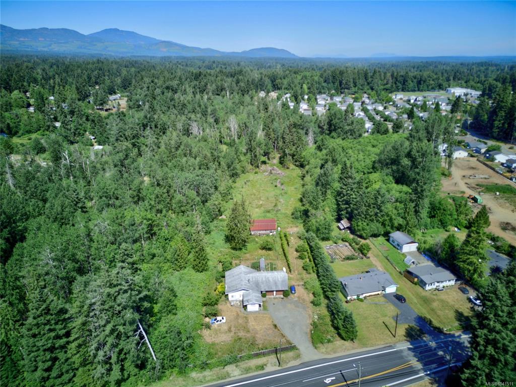 Third View of 2115 Cumberland Rd, Courtenay, BC, V9N 2G1