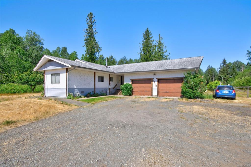 Fifth View of 2115 Cumberland Rd, Courtenay, BC, V9N 2G1