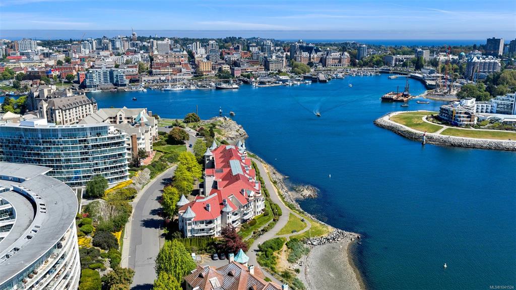 Third View of 55 Songhees Rd, Queensport, Victoria, BC, V9A 6T3