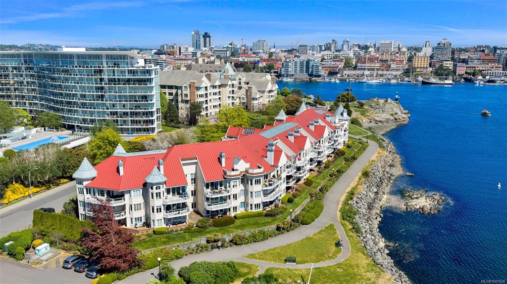 Fourth View of 55 Songhees Rd, Queensport, Victoria, BC, V9A 6T3