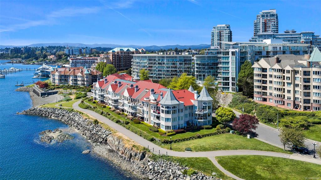 Fifth View of 55 Songhees Rd, Queensport, Victoria, BC, V9A 6T3