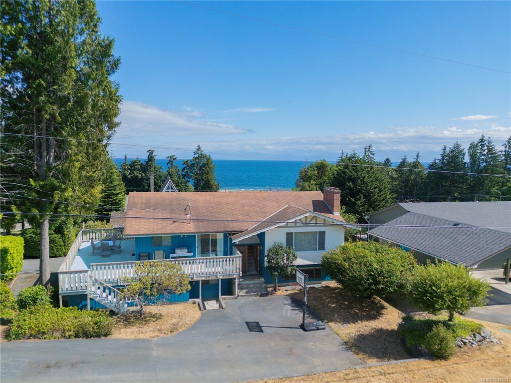 Second View of 7000 Caillet Rd, Lantzville, BC, V0R 2H0