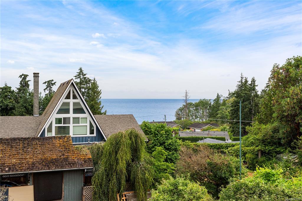 Fifth View of 7000 Caillet Rd, Lantzville, BC, V0R 2H0