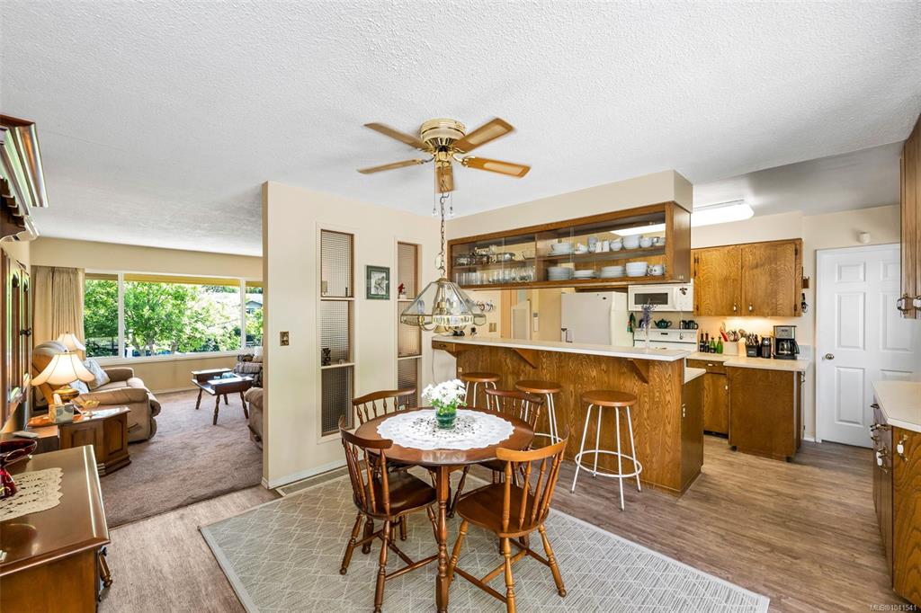 Fifth View of 5943 Deuchars Dr, Duncan, BC, V9L 1L5