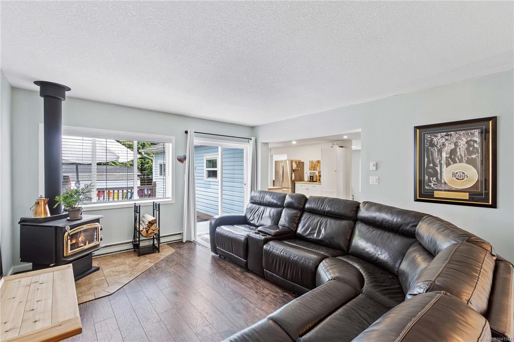 Fourth View of 450 Aurora St, Parksville, BC, V9P 1L3