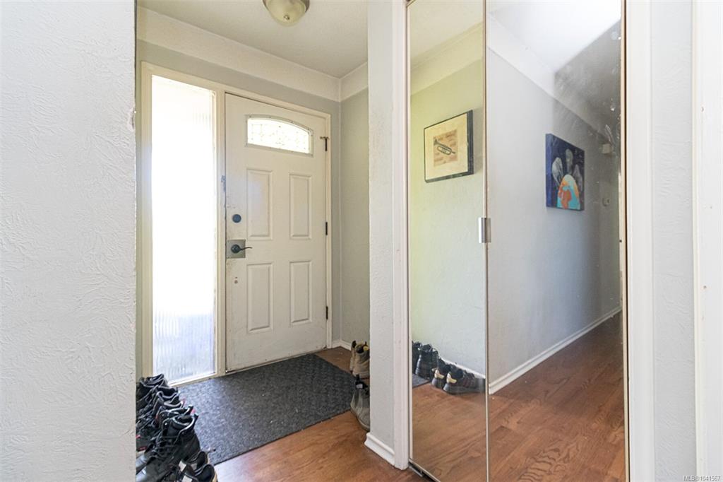 Third View of 575 Burnside Rd E, Victoria, BC, V8T 2X7