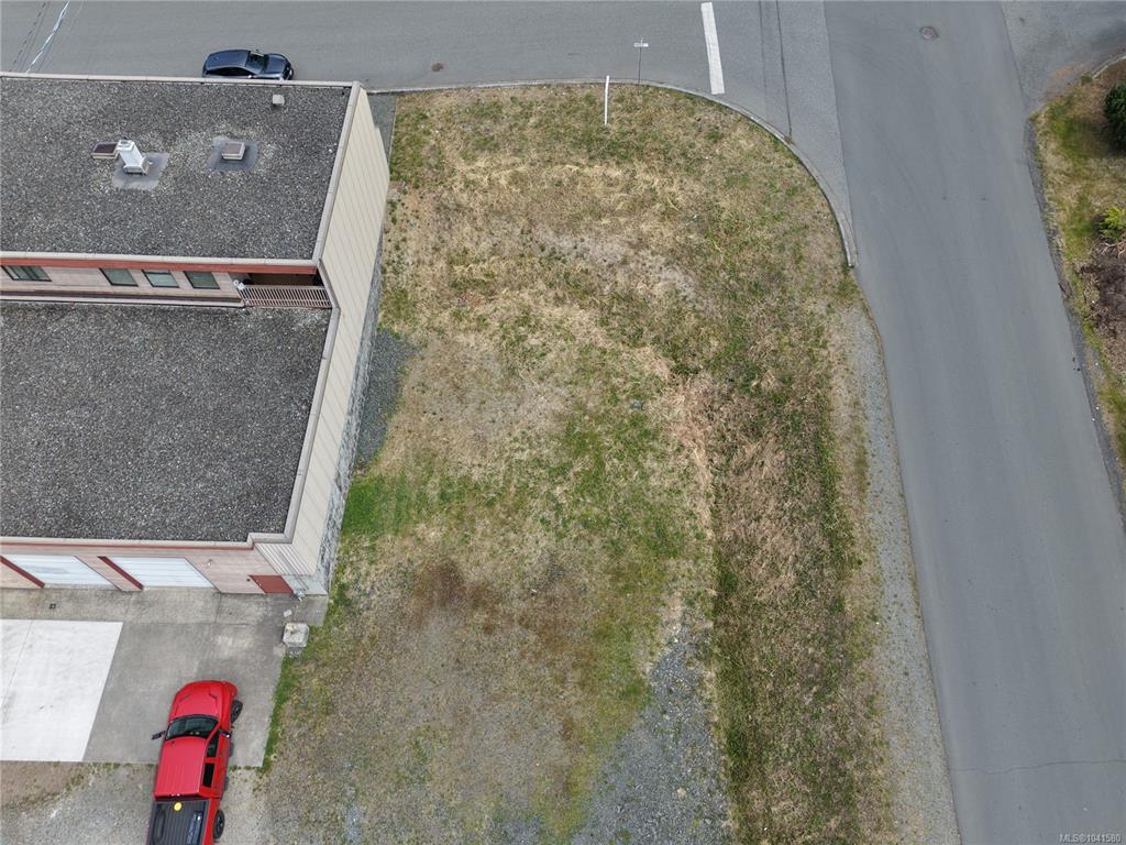 Fourth View of 1000 Hemlock St, Campbell River, BC, V9W 3E4
