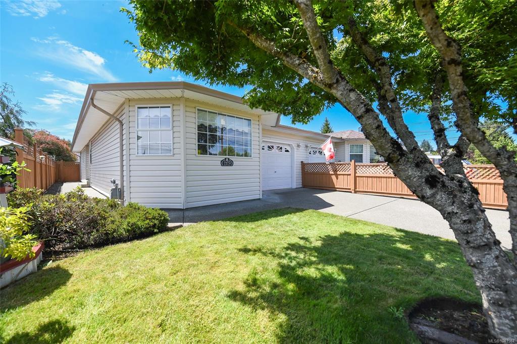 Third View of 2179 Urquhart Ave, Courtenay, BC, V9N 7W3