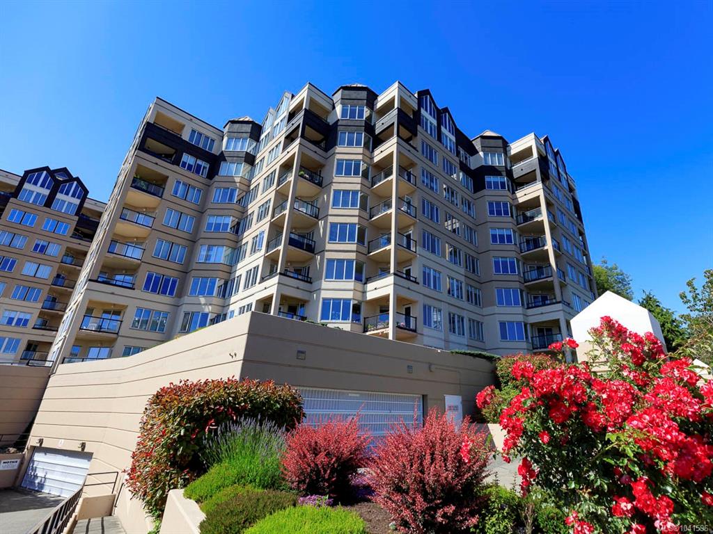 Third View of 203 Kimta Rd, Victoria, BC, V9A 6T5