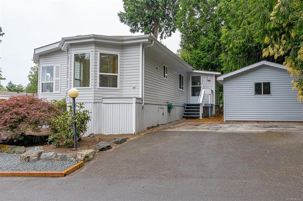 Third View of 2850 Stautw Rd, Central Saanich, BC, V8M 2C9