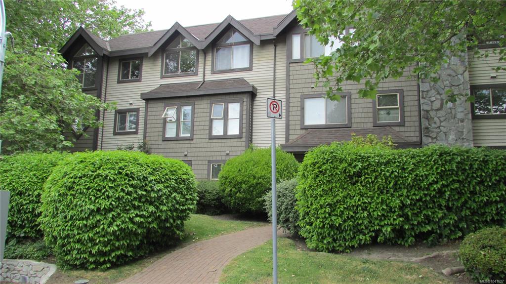 108 Gorge Rd W, 1041627, BC,