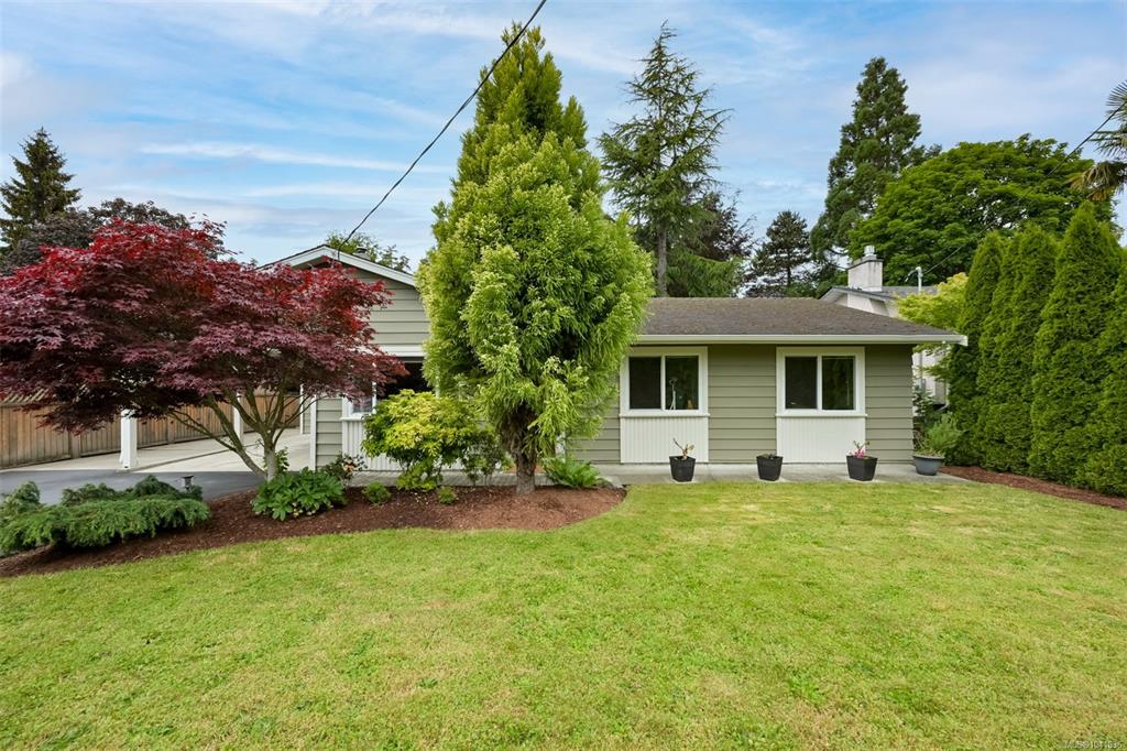 7662 Wallace Dr, 1041636, BC,