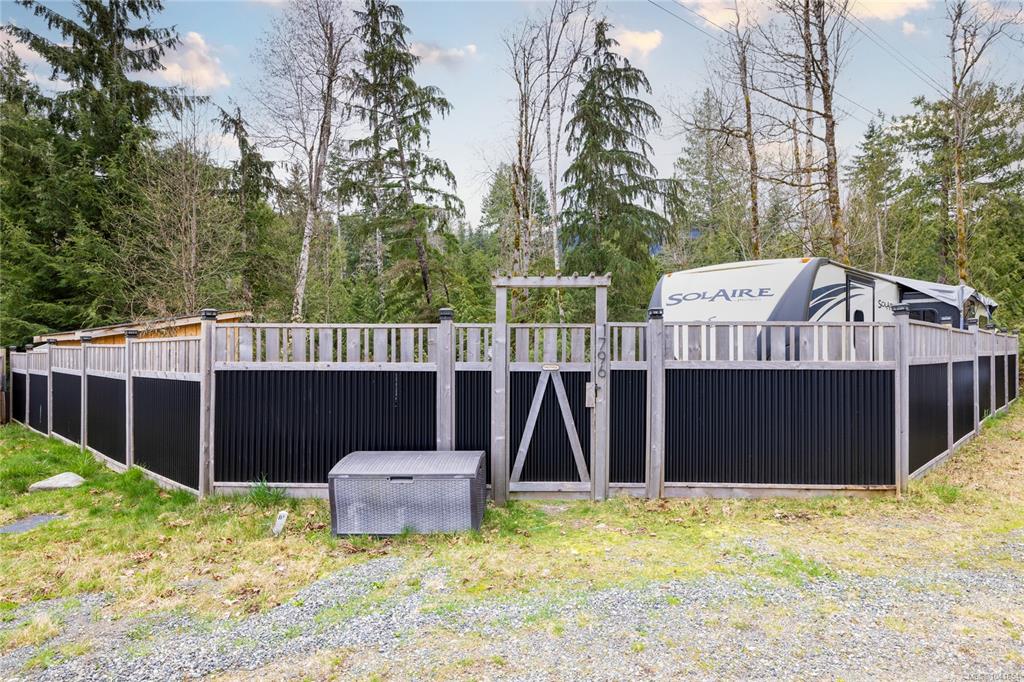 Fourth View of 1796 Cameron Cres, Qualicum Beach, BC, V9K 2S3