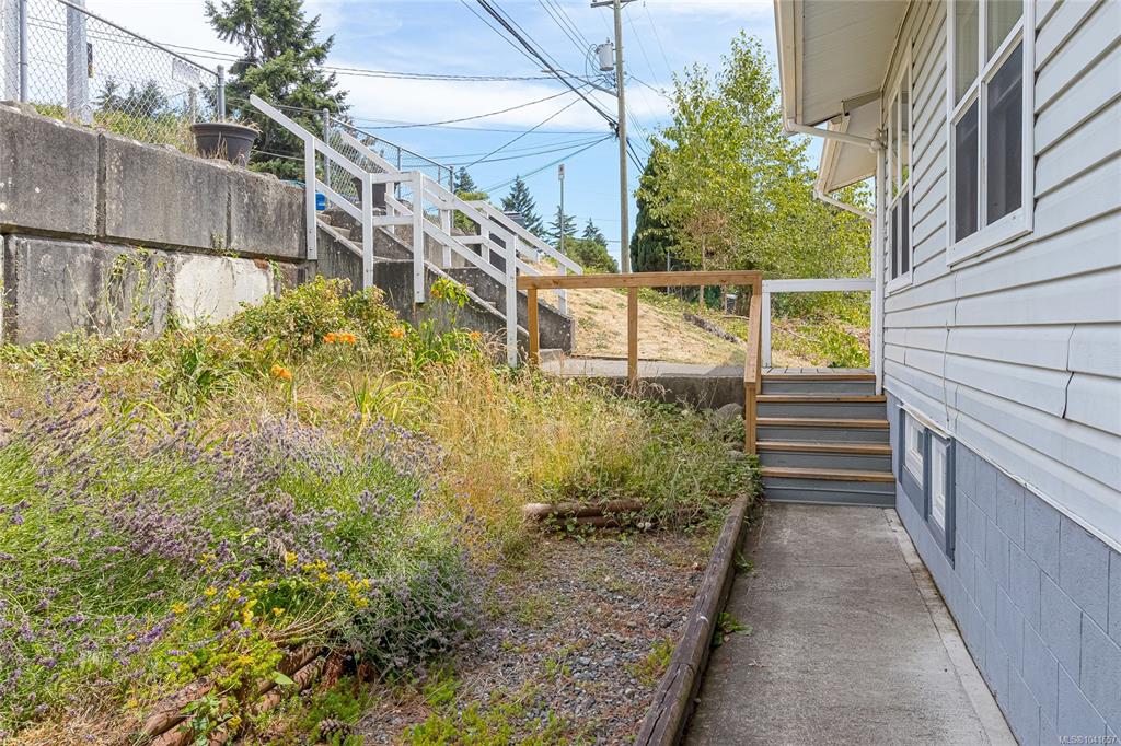 Fifth View of 1601 Townsite Rd, Nanaimo, BC, V9S 1M9