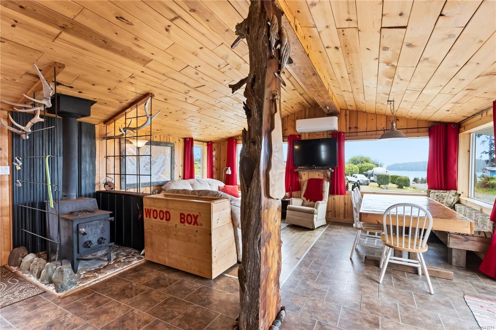 Fifth View of 1033 Seventh Ave, Ucluelet, BC, V0R 3A0
