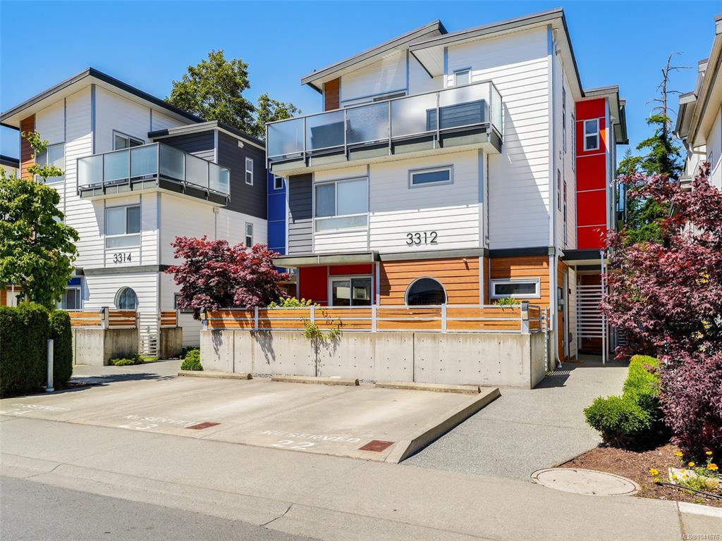 3312 Radiant Way, 1041676, BC,
