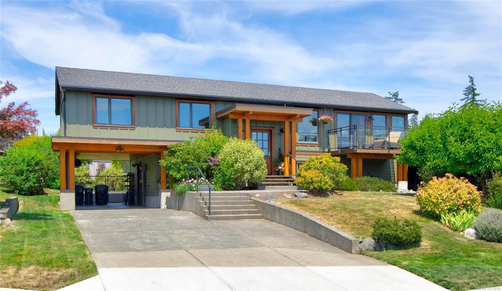 Second View of 2052 Beaufort Ave, Comox, BC, V9M 1V9