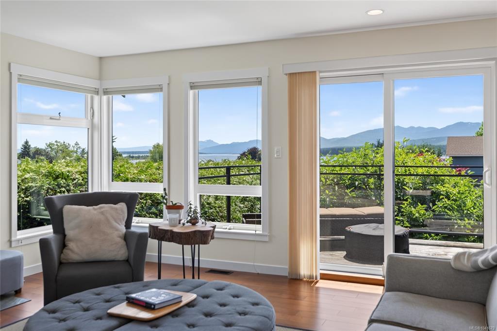 Fourth View of 2052 Beaufort Ave, Comox, BC, V9M 1V9
