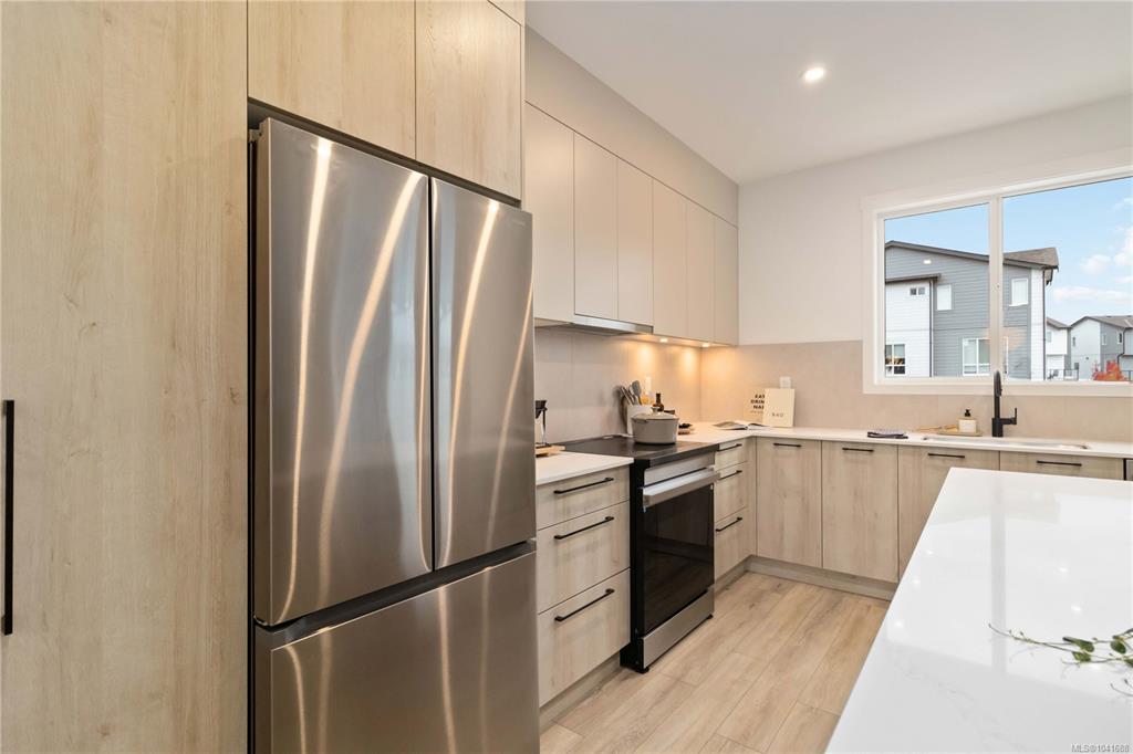 Fifth View of 368 Tradewinds Ave, ECHO, Colwood, BC, V9C 0S5