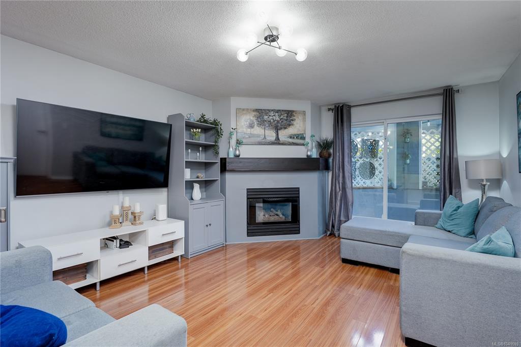Third View of 3206 Alder St, Olympic View, Saanich, BC, V8X 5A4