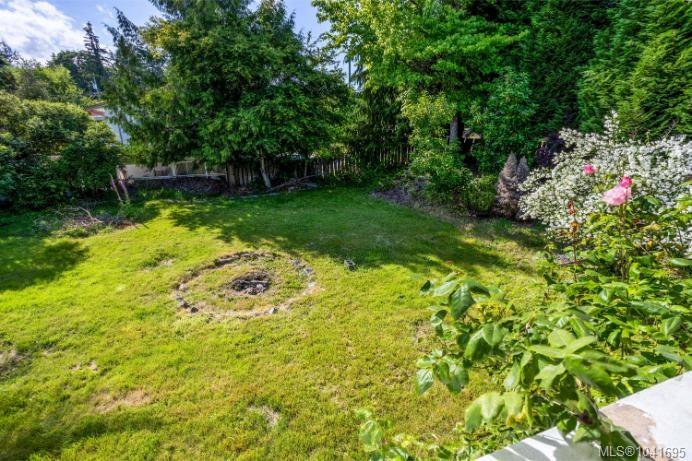 Fourth View of 947 Townsite Rd, Nanaimo, BC, V9S 1M3