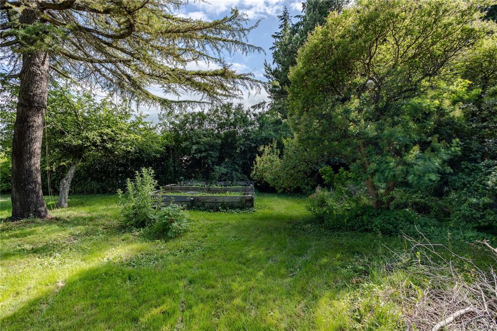 Fifth View of 947 Townsite Rd, Nanaimo, BC, V9S 1M3